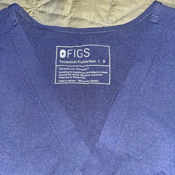 Figs Catarina - One Pocket Scrub Top - Navy - Small - Picture 7 of 7